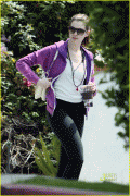 Anne Hathaway ( Энн Хэтуэй) - Страница 2 0a5d0073511504